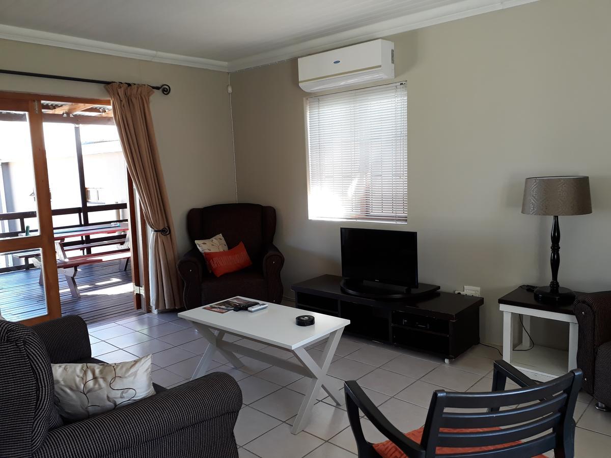 The Upper Deck Apartment Swellendam Exterior photo